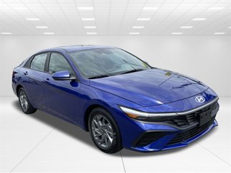 Certified 2024 Hyundai Elantra SEL image 1