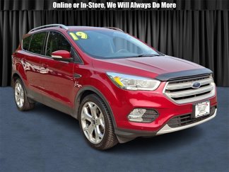 Used 2019 Ford Escape Titanium image 1