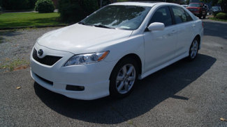 Used 2009 Toyota Camry SE image 1