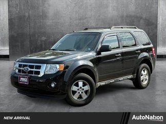Used 2011 Ford Escape XLT image 1