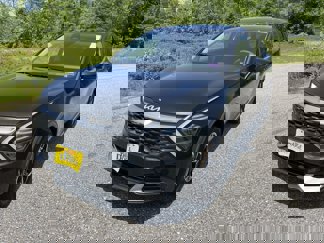 New 2025 Kia Sportage LX image 1