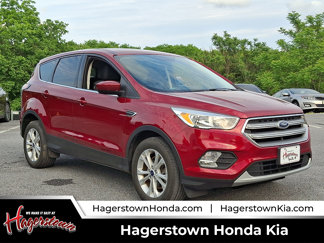 Used 2017 Ford Escape SE image 1