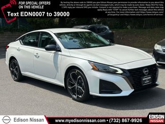 Used 2023 Nissan Altima 2.5 SR image 1