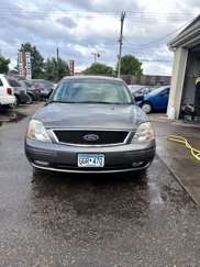 Used 2005 Ford Five Hundred SEL image 1