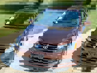 Used 2017 Volkswagen Jetta S image 1