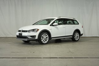 Used 2019 Volkswagen Golf Alltrack S image 1
