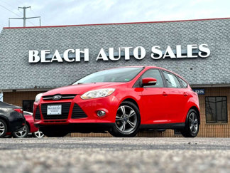 Used 2014 Ford Focus SE w/ SE Sport Package image 1