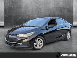 Used 2018 Chevrolet Cruze LT image 1