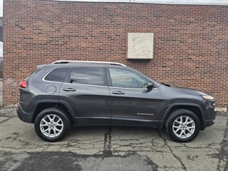Used 2015 Jeep Cherokee Latitude w/ Cold Weather Group image 1