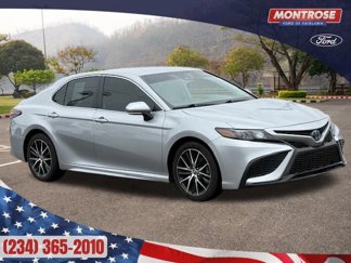 Used 2022 Toyota Camry SE image 1