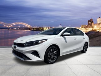 Certified 2023 Kia Forte LXS image 1