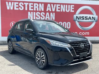 Used 2022 Nissan Kicks SV image 1