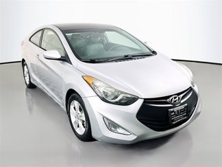 Used 2013 Hyundai Elantra image 1