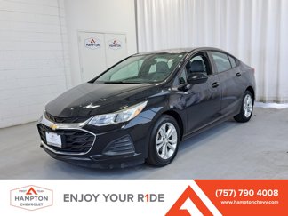 Used 2019 Chevrolet Cruze LS w/ LS Convenience Package image 1