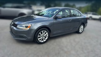 Used 2011 Volkswagen Jetta SE video 1