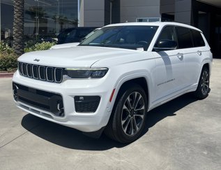 Used 2023 Jeep Grand Cherokee L Overland image 1