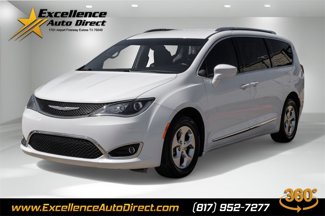 Used 2017 Chrysler Pacifica Touring-L Plus image 1