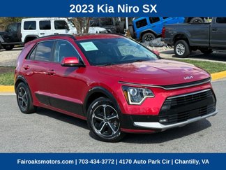 Used 2023 Kia Niro SX image 1