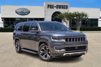 Used 2023 Jeep Wagoneer L Series III w/ Convenience Group I image 1