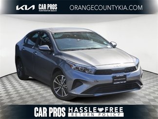 Certified 2022 Kia Forte LXS image 1
