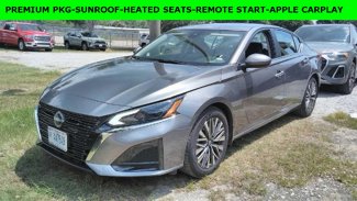 Used 2023 Nissan Altima 2.5 SV w/ SV Premium Package image 1