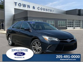 Used 2015 Toyota Camry image 1
