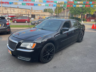 Used 2014 Chrysler 300 image 1