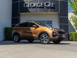 Used 2020 Kia Sportage LX w/ LX Popular Package image 1