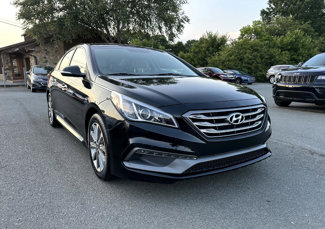 Used 2017 Hyundai Sonata Limited image 1