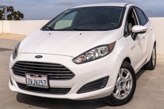 Used 2016 Ford Fiesta SE image 1