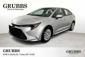 Used 2022 Toyota Corolla LE image 1