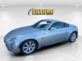 Used 2005 Nissan 350Z Touring w/ (K96) Aerodynamics Pkg image 1