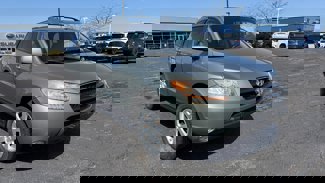 Used 2009 Hyundai Santa Fe SE image 1