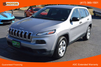 Used 2017 Jeep Cherokee Sport image 1