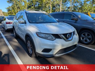 Used 2015 Nissan Rogue SV image 1