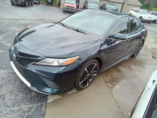 Used 2019 Toyota Camry XSE image 1