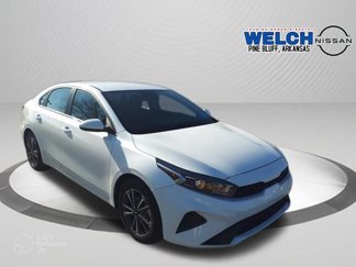 Used 2023 Kia Forte LXS image 1