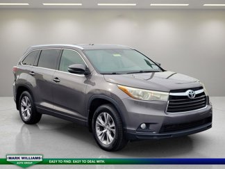 Used 2015 Toyota Highlander XLE image 1