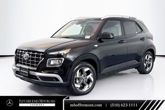 Used 2022 Hyundai Venue SEL image 1