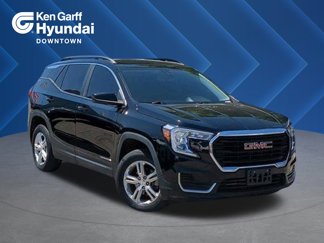 Used 2022 GMC Terrain SLE w/ Driver Convenience Package image 1