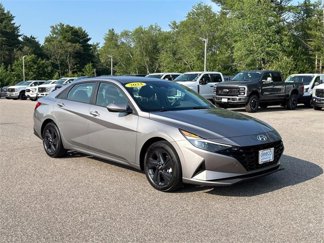 Used 2023 Hyundai Elantra Blue image 1