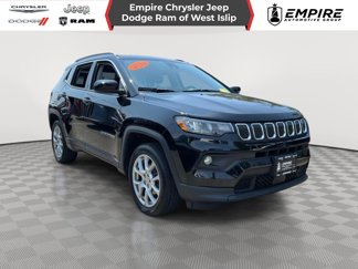 Used 2022 Jeep Compass Latitude image 1