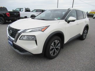 Used 2021 Nissan Rogue SV image 1