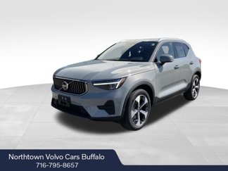 New 2025 Volvo XC40 B5 Core w/ Protection Package Premier image 1