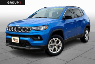 New 2025 Jeep Compass Latitude image 1
