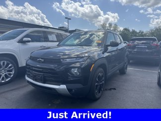 Used 2022 Chevrolet TrailBlazer LT w/ Premium Seating Package image 1