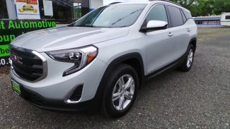 Used 2019 GMC Terrain SLE w/ Driver Convenience Package image 1