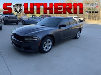 Used 2020 Dodge Charger SXT w/ Blacktop Package image 1