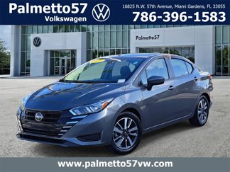 Used 2023 Nissan Versa SV image 1