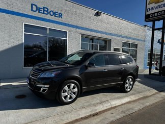 Used 2016 Chevrolet Traverse LT w/ Style and Technology Package image 1